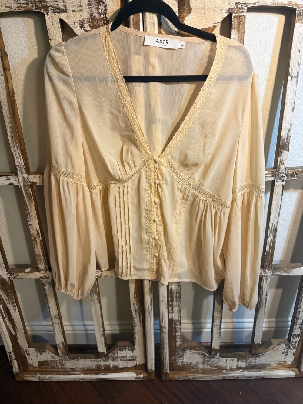 ASTR Cream Lace-Trim Button Front Blouse